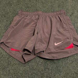 Nike Dri-Fit gray athletic shorts with built in pink spandex size small
